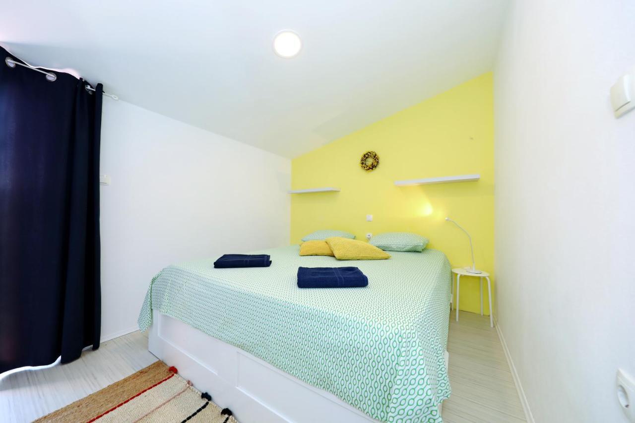 Apartment With Private Pool Sukošan Buitenkant foto