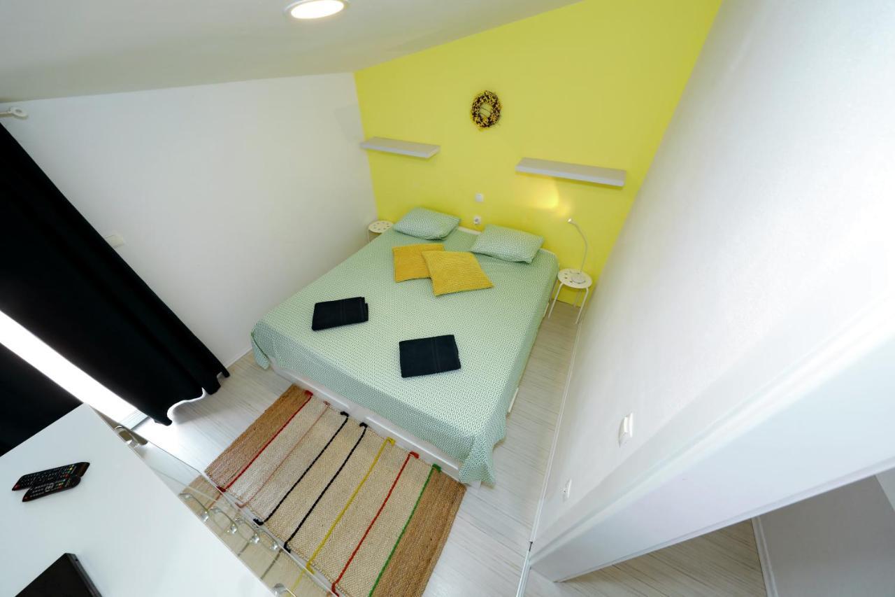 Apartment With Private Pool Sukošan Buitenkant foto